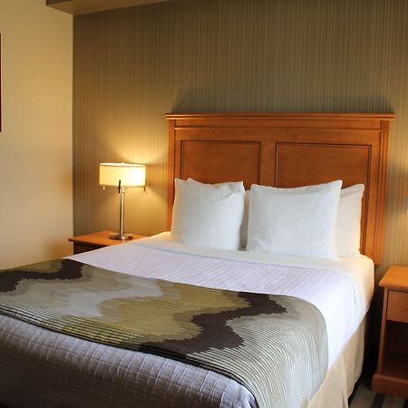 Best Western King George Inn & Suites Surrey Ngoại thất bức ảnh