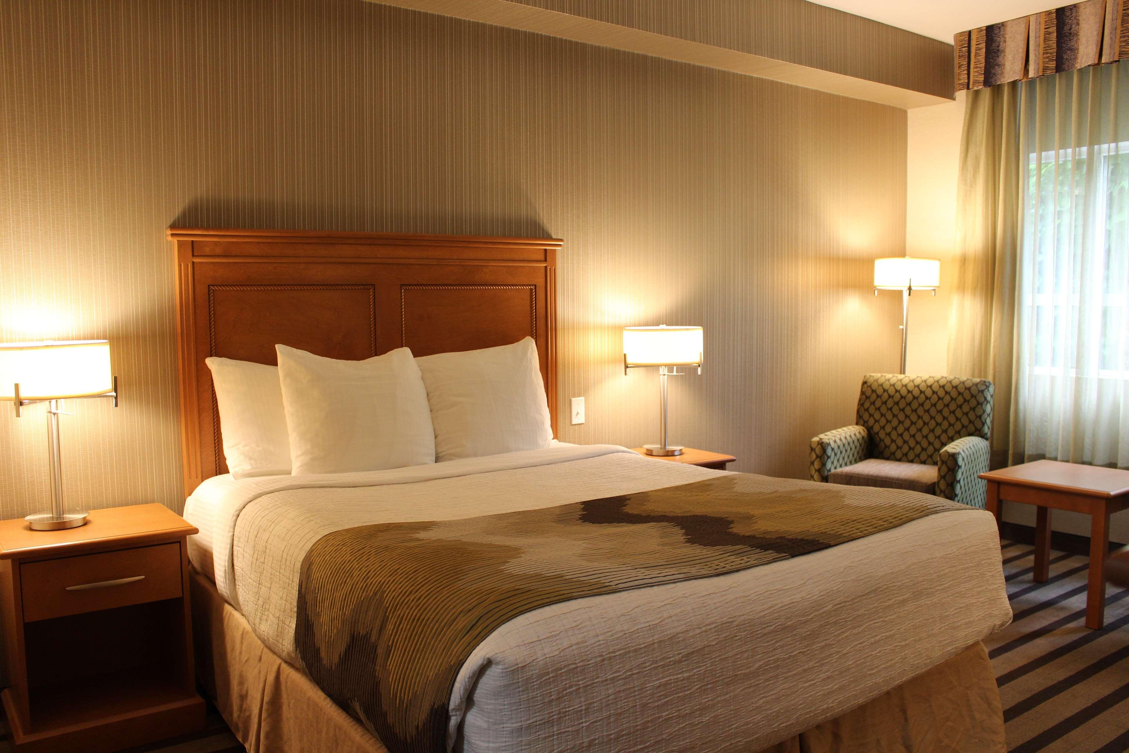 Best Western King George Inn & Suites Surrey Ngoại thất bức ảnh