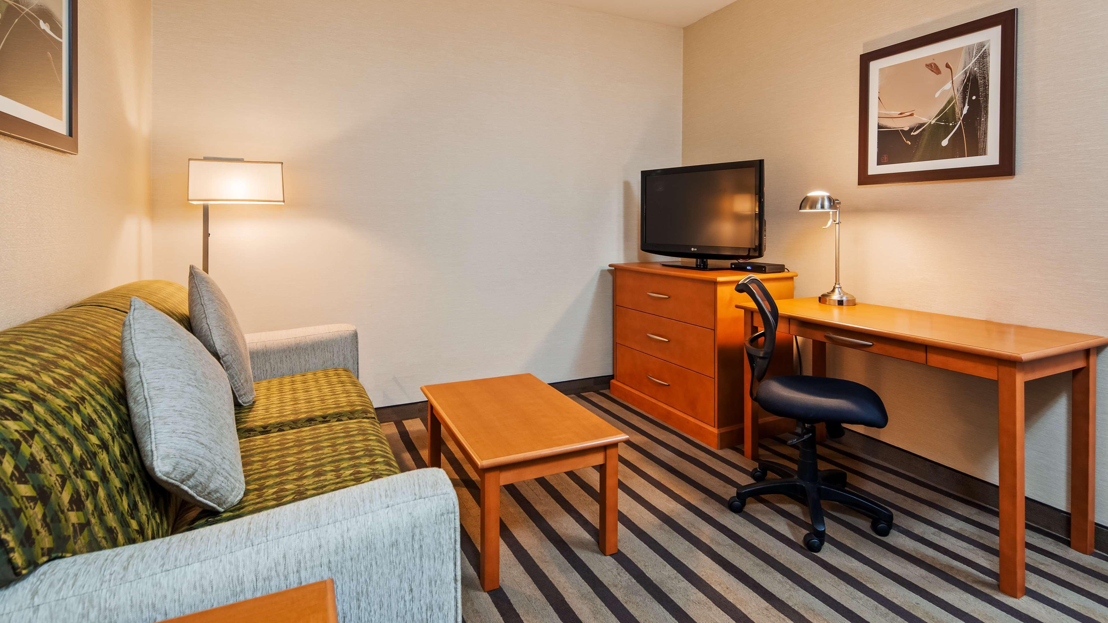 Best Western King George Inn & Suites Surrey Ngoại thất bức ảnh