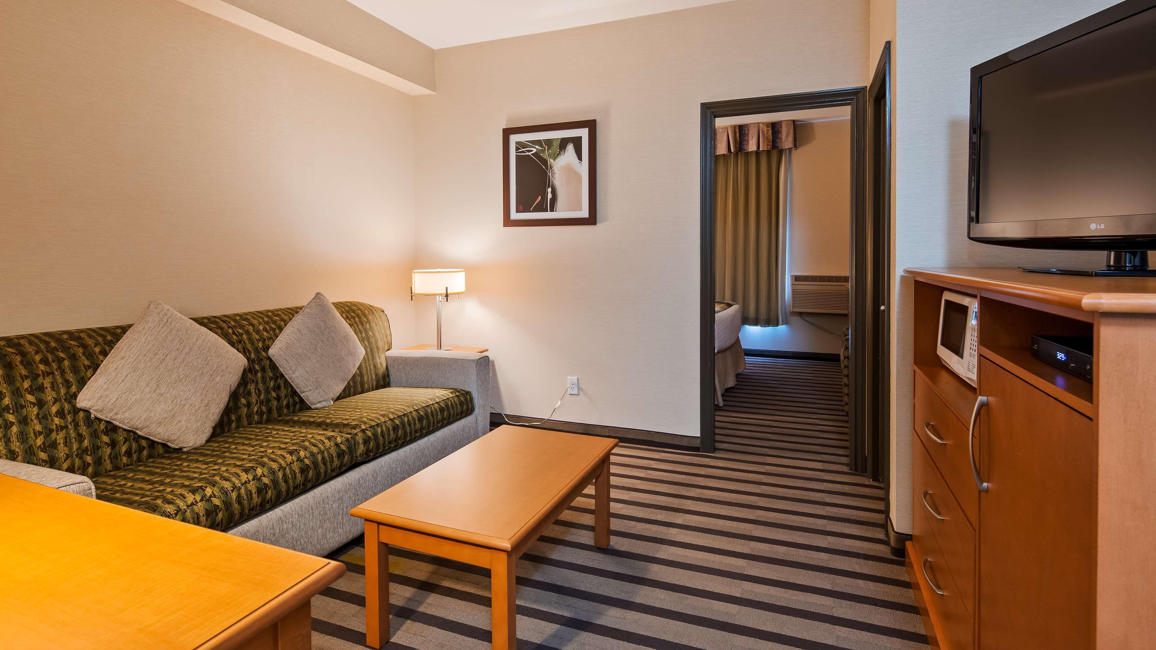 Best Western King George Inn & Suites Surrey Ngoại thất bức ảnh